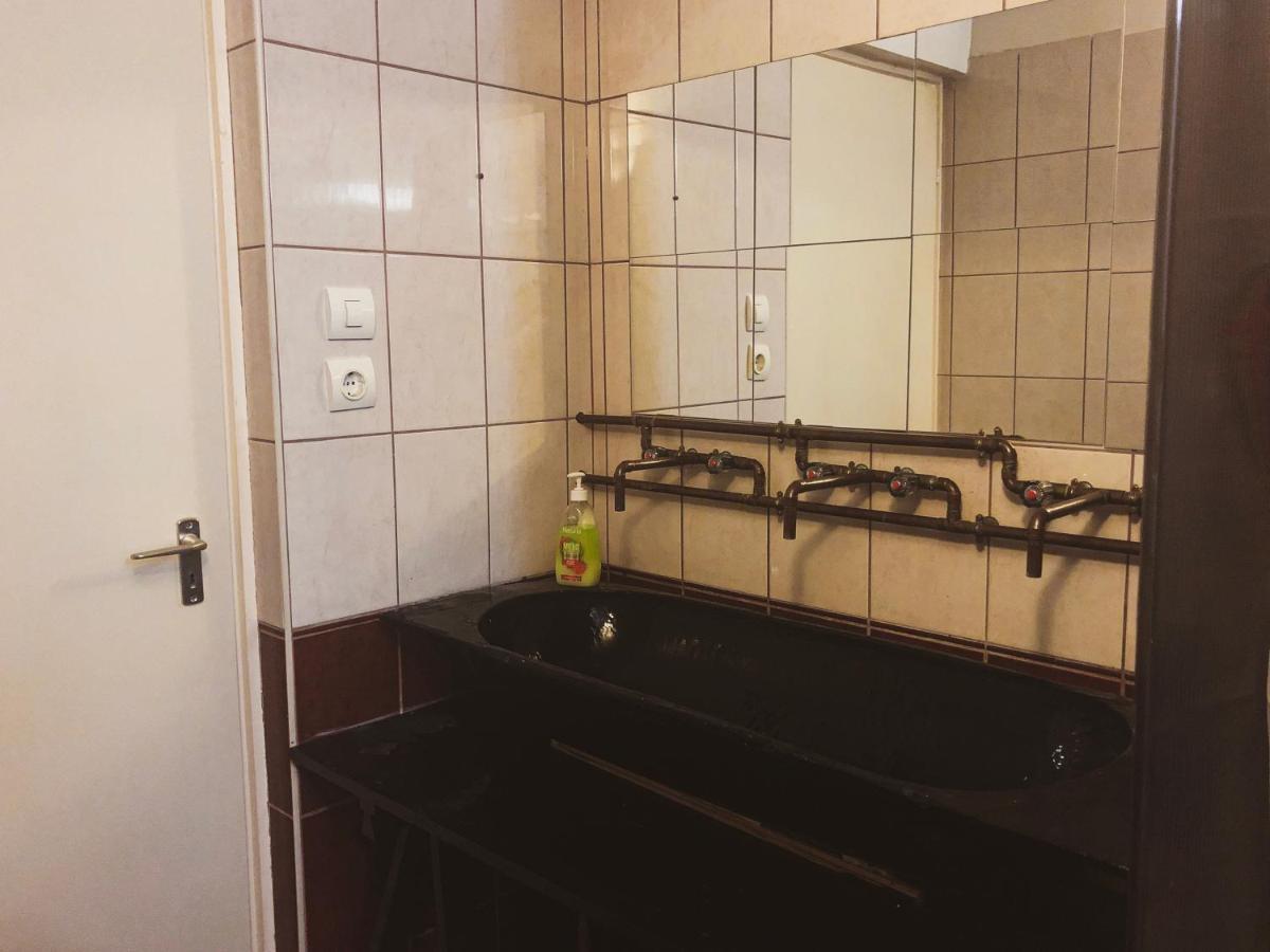 Whole Basement Former Pub3 For Bachelor / Bachelorette Party Budapest Exterior foto
